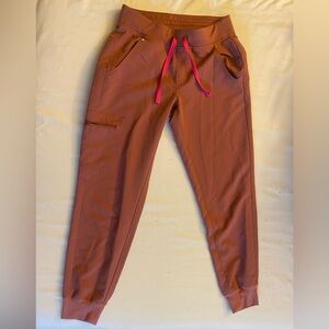 Figs Mauve with hot pink drawstring Zamora jogger scrubs